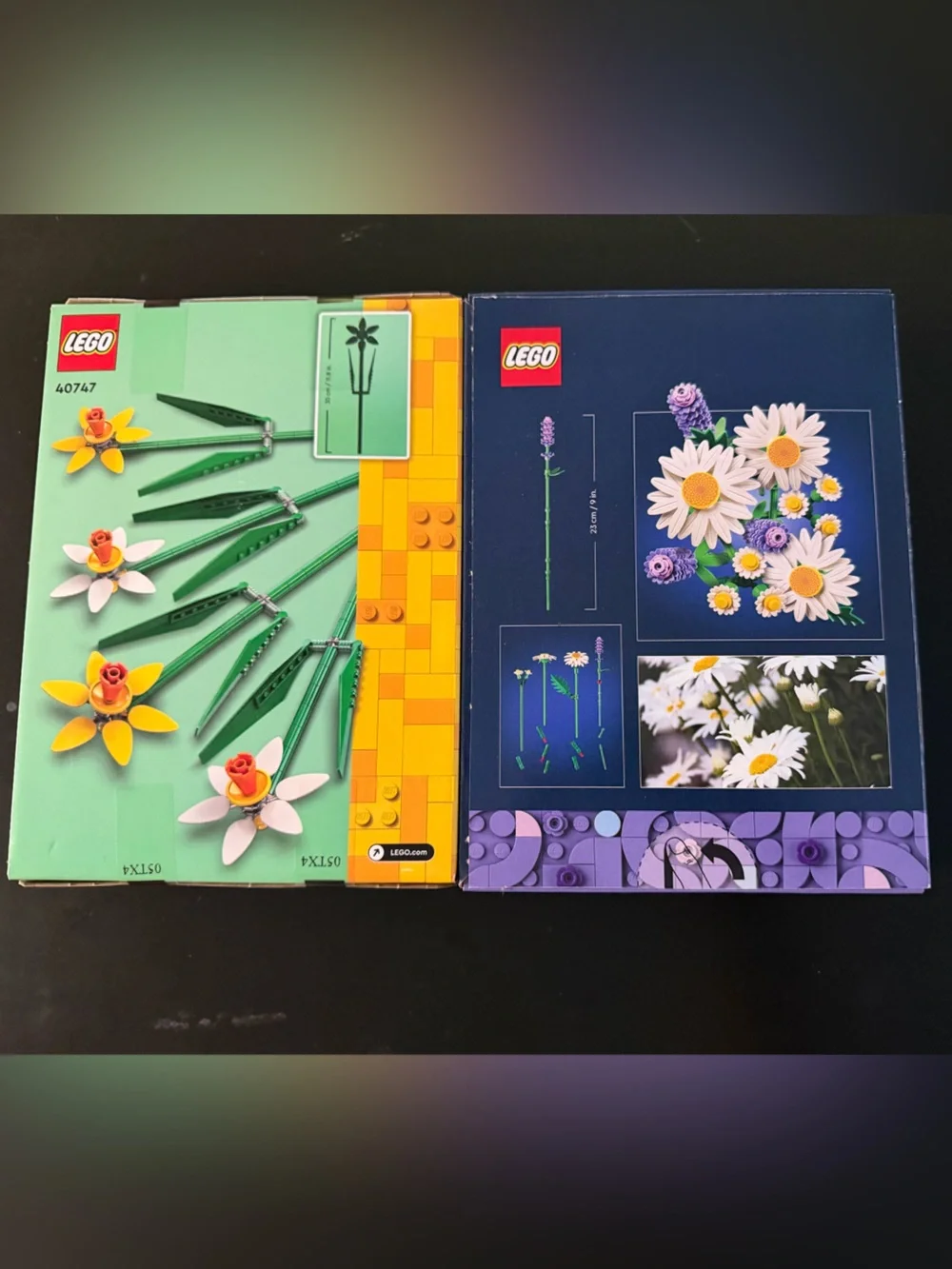 LEGO White, Yellow & Green Botanical Flower Sets - Daisies & Stems - Picture 2 of 2